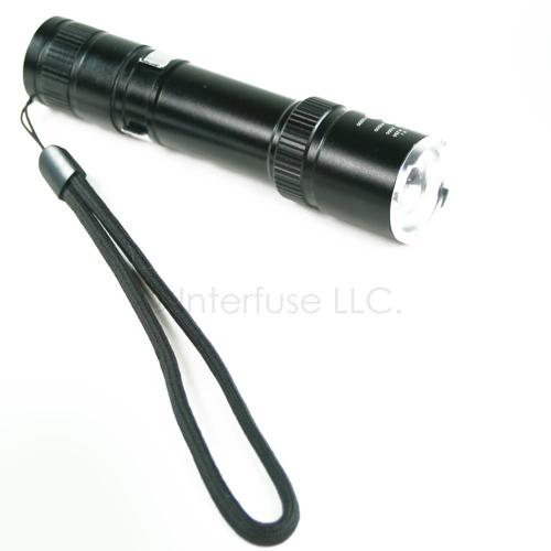 2000 Lumen LED 18650 Zoom, Flash & Focus Flashlight